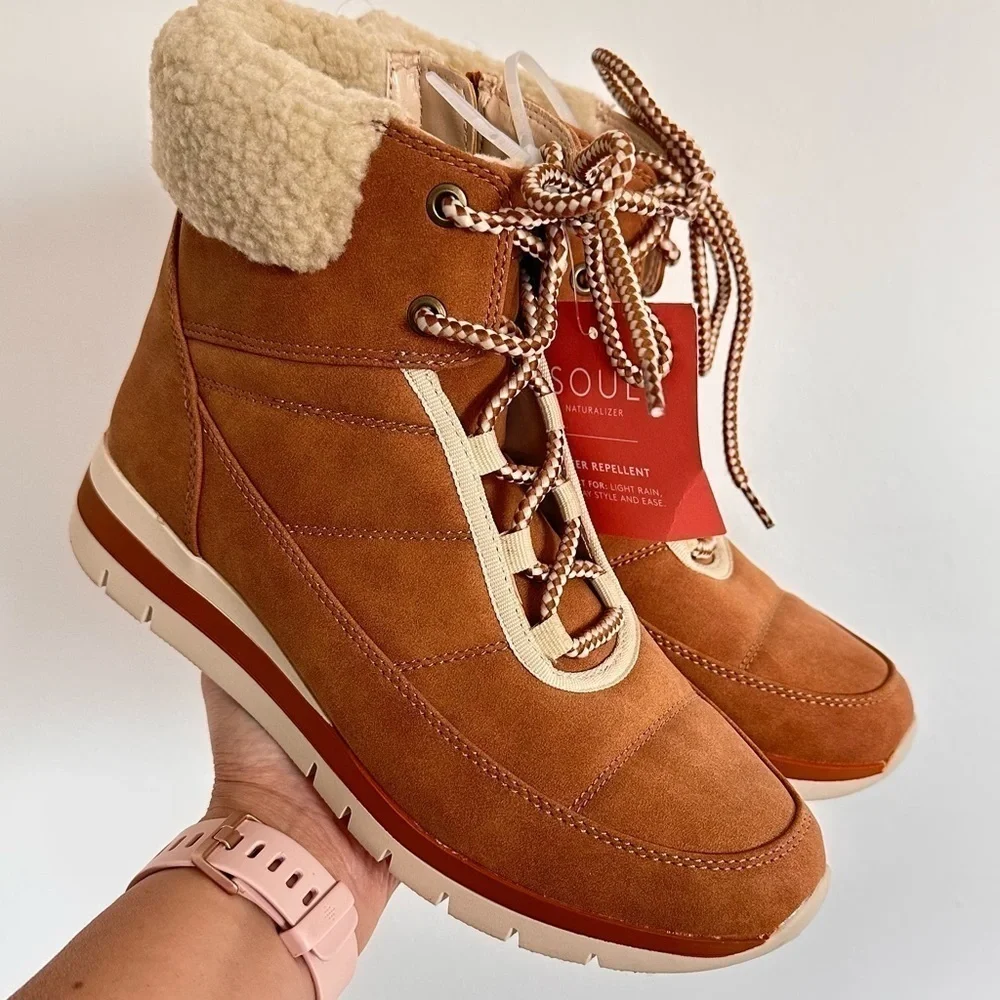 Soul Naturalizer Carey hiking boots cognac color size 7.5 nwt